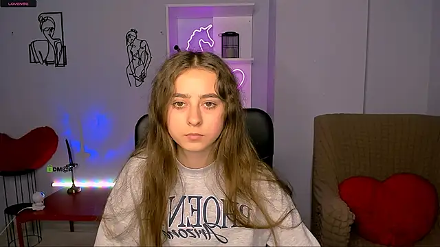 rebecca smile online show from 11.10.25