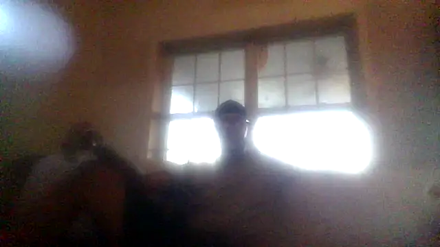 Snapshot of ThrowedWorldWide chatting on 01.15.26 ThrowedWorldWide online show from 01.15.26