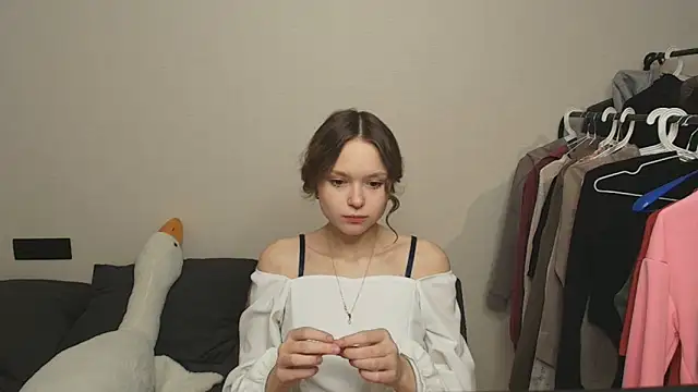 CandyPiggy online show from 10.18.25