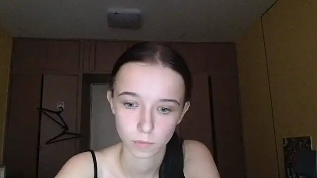 Emilia Light online show from 10.09.25