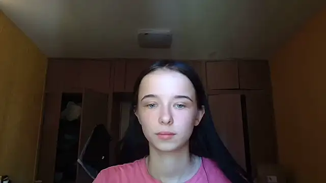 Emilia Light online show from 06.01.26
