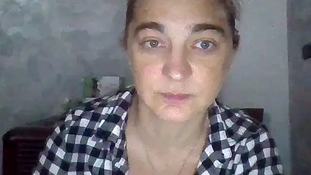 GoldenAngelMilf online show from 10.21.25