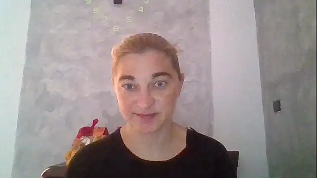 GoldenAngelMilf online show from 12.19.25