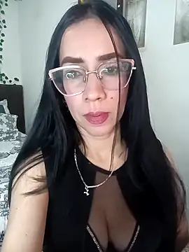 YaraDuartee online show from 03.02.26