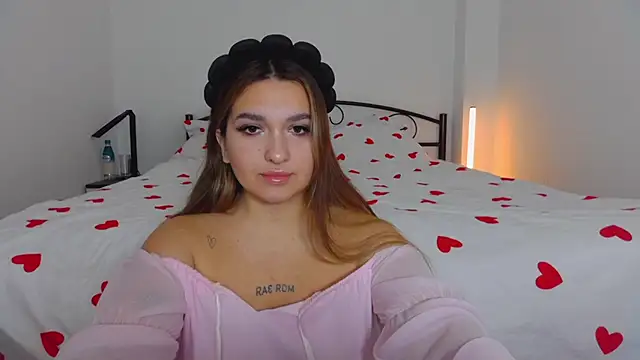 YourEmily xx online show from 10.16.25
