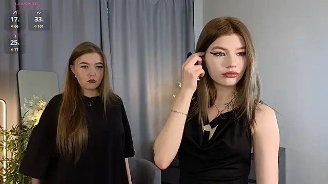 TwixieGuo online show from 11.14.25