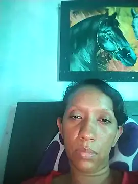 Snapshot of Aaliya_Love_5 chatting on 10.05.25 Aaliya Love 5 online show from 10.05.25