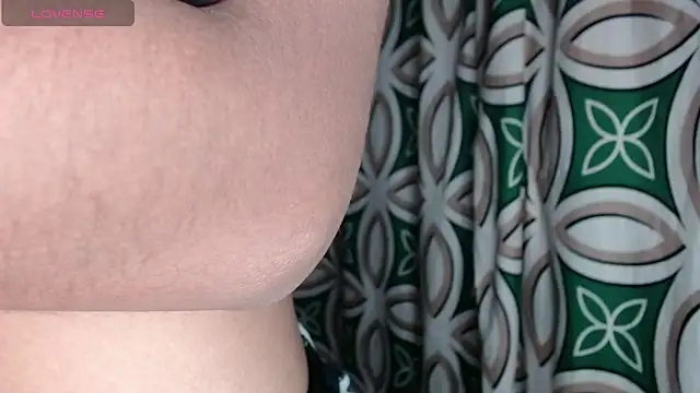 Lilitth rose online show from 11.18.25