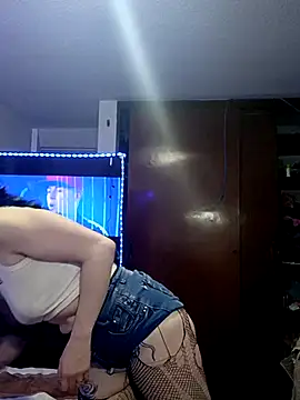 Snapshot of pinklajokr chatting on 12.05.25 pinklajokr online show from 12.05.25