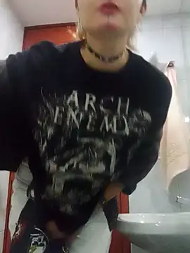 Snapshot of Baby_Punk1 chatting on 10.28.25 Baby Punk1 online show from 10.28.25