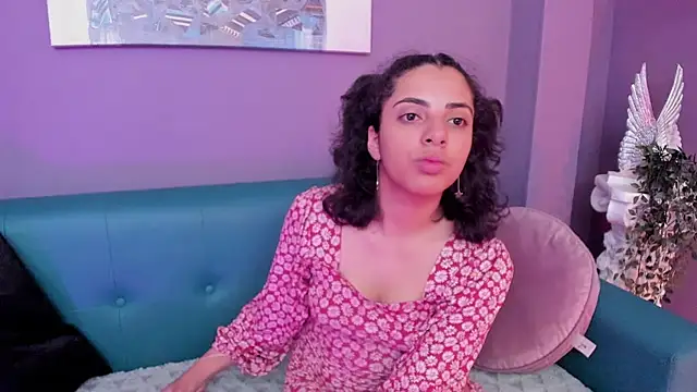 Snapshot of Alessiia__ chatting on 12.17.25 Alessiia online show from 12.17.25