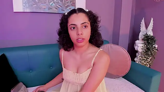 Snapshot of Alessiia__ chatting on 01.11.26 Alessiia online show from 01.11.26