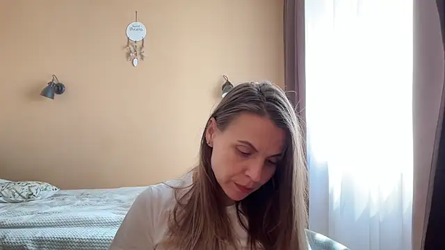 AnnieLove7722 online show from 05.05.26