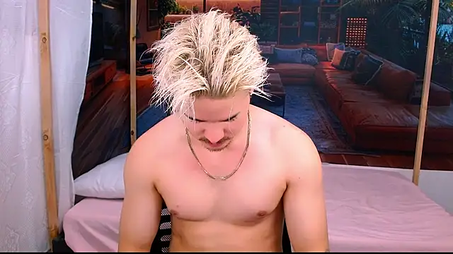 AlexPiersss online show from 10.31.25