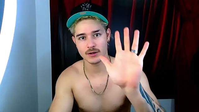 AlexPiersss online show from 11.05.25