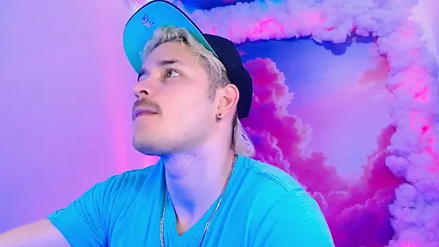 AlexPiersss online show from 11.06.25