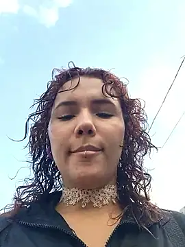 Snapshot of _TOMOE chatting on 12.17.25 TOMOE online show from 12.17.25