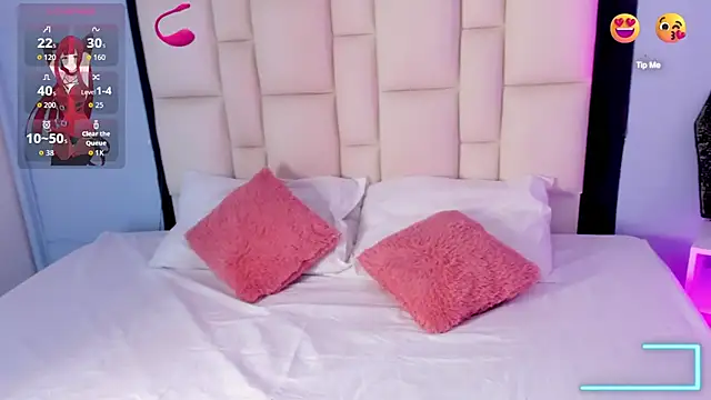 Athenea  fox online show from 10.24.25