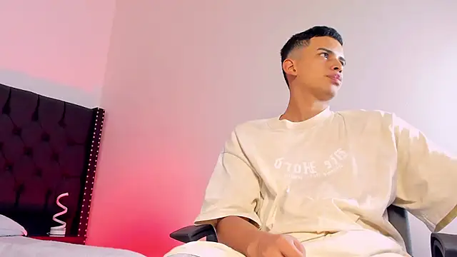 JuanSixx online show from 10.28.25