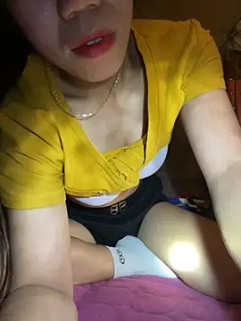 Snapshot of nhinhi-sexy chatting on 11.11.25 nhinhi-sexy online show from 11.11.25