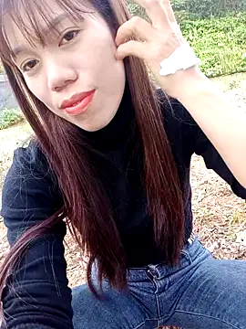 Snapshot of nhinhi-sexy chatting on 11.16.25 nhinhi-sexy online show from 11.16.25