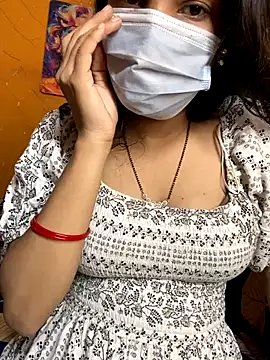 Aditi  0 online show from 10.07.25