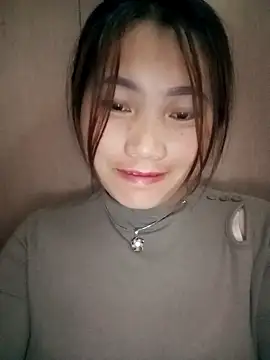 min-xinh online show from 11.18.25