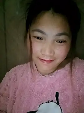 Snapshot of min-xinh chatting on 01.15.26 min-xinh online show from 01.15.26