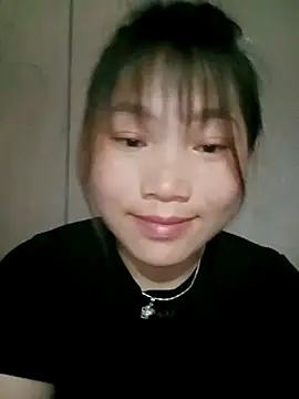 Snapshot of min-xinh chatting on 02.26.26 min-xinh online show from 02.26.26