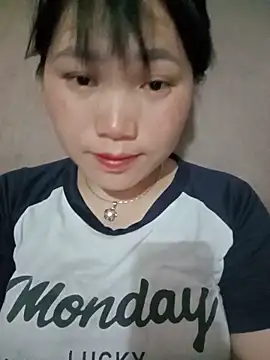 min-xinh online show from 05.17.26