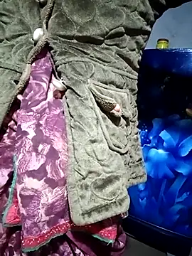 Lona2525 online show from 12.04.25