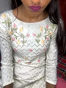 Nencycute1 online show from 11.02.25