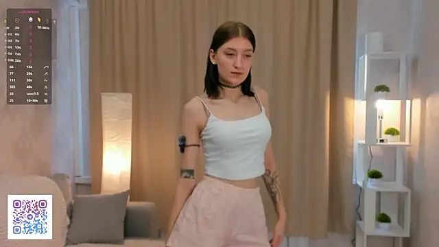 AnnaleeJennie online show from 10.11.25