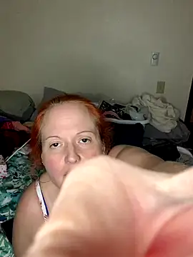 Snapshot of SallyJupiter chatting on 11.05.25 SallyJupiter online show from 11.05.25