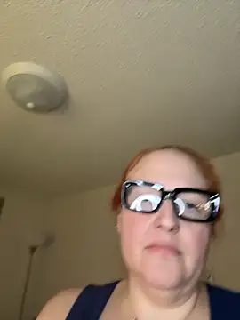 Snapshot of SallyJupiter chatting on 11.06.25 SallyJupiter online show from 11.06.25