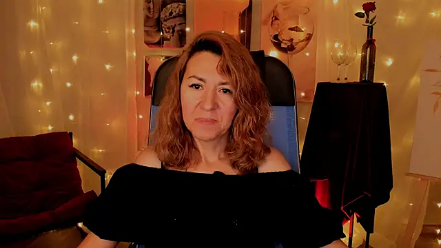 DonnaSmitth online show from 11.29.25