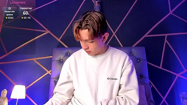 Lian Miller1  online show from 03.03.26