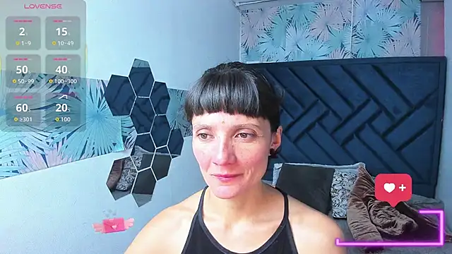 Valery More   online show from 12.19.25