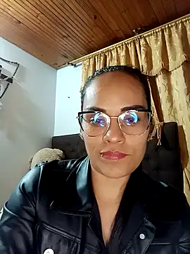 QueenBDSM online show from 10.16.25