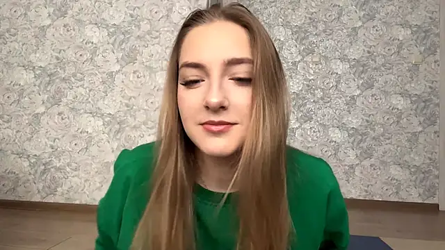 Snapshot of JoannaZetes chatting on 10.12.25 JoannaZetes online show from 10.12.25