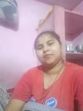 Snapshot of Mamta-Thakur chatting on 12.17.25 Mamta-Thakur online show from 12.17.25