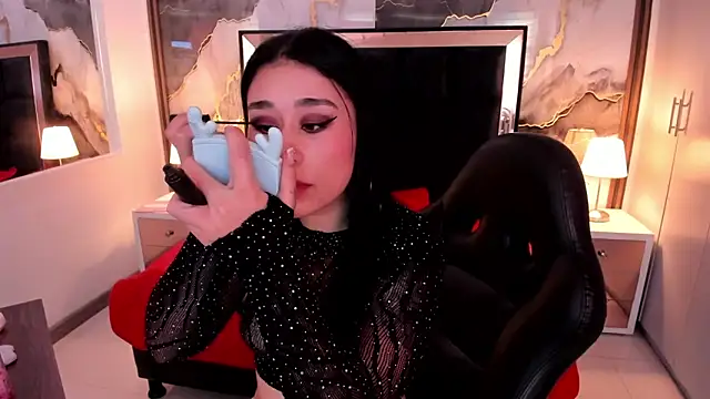 SusanVilla online show from 12.02.25