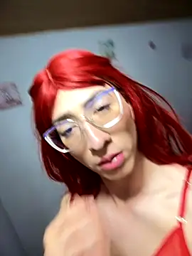 Snapshot of NICOLLE__12 chatting on 10.24.25 NICOLLE 12 online show from 10.24.25