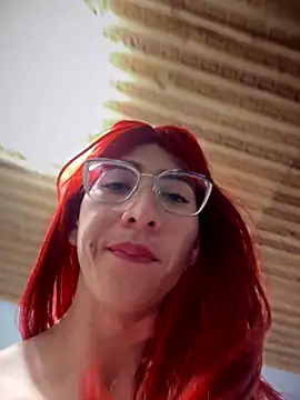 Snapshot of NICOLLE__12 chatting on 11.02.25 NICOLLE 12 online show from 11.02.25