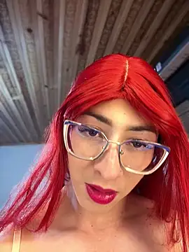Snapshot of NICOLLE__12 chatting on 04.21.26 NICOLLE 12 online show from 04.21.26