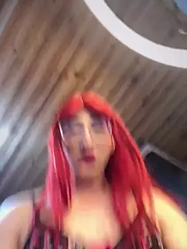 Snapshot of NICOLLE__12 chatting on 05.19.26 NICOLLE 12 online show from 05.19.26