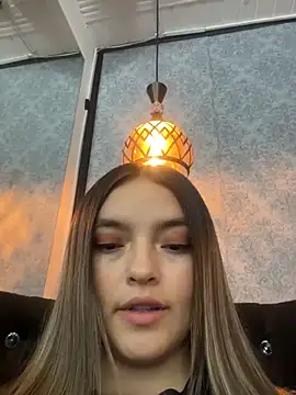 Snapshot of Miia_Millerr chatting on 11.15.25 Miia Millerr online show from 11.15.25