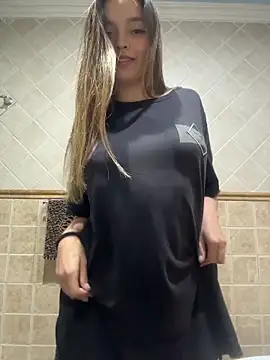 Snapshot of Miia_Millerr chatting on 11.27.25 Miia Millerr online show from 11.27.25