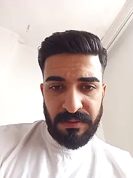 Snapshot of mehmets27 chatting on 09.30.25 mehmets27 online show from 09.30.25