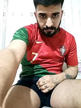 Snapshot of mehmets27 chatting on 10.28.25 mehmets27 online show from 10.28.25